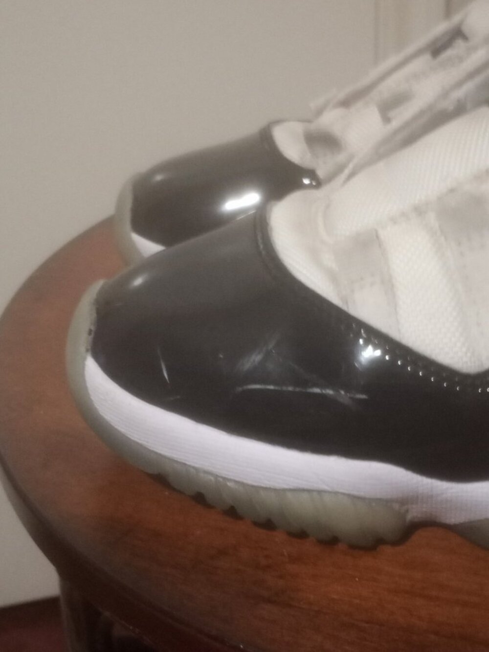 Nike Air Jordan 11 Retro Concord 2018 Size 8.5 378037-100 - Picture 10 of 16